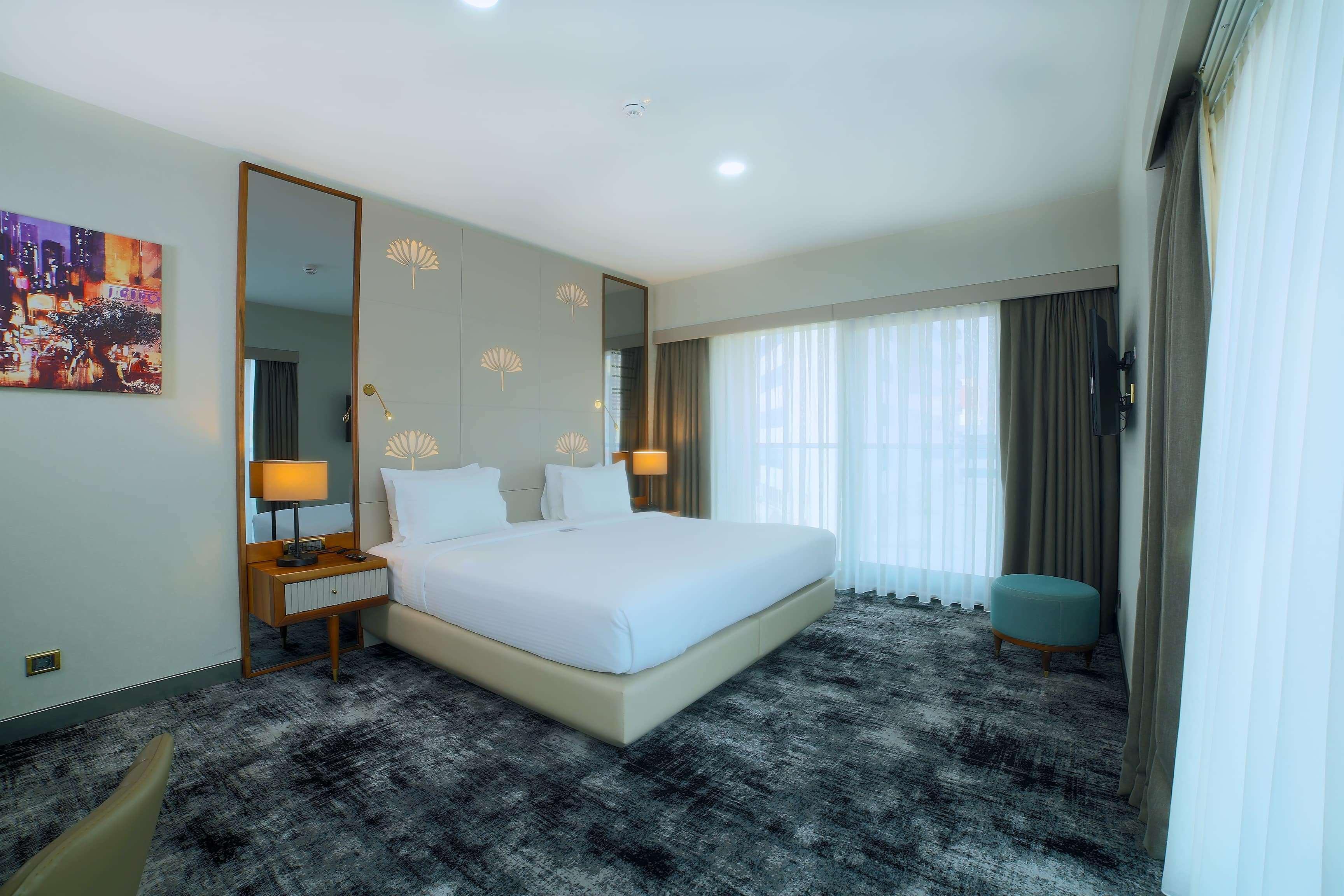 Tryp By Wyndham Istanbul Topkapi Экстерьер фото