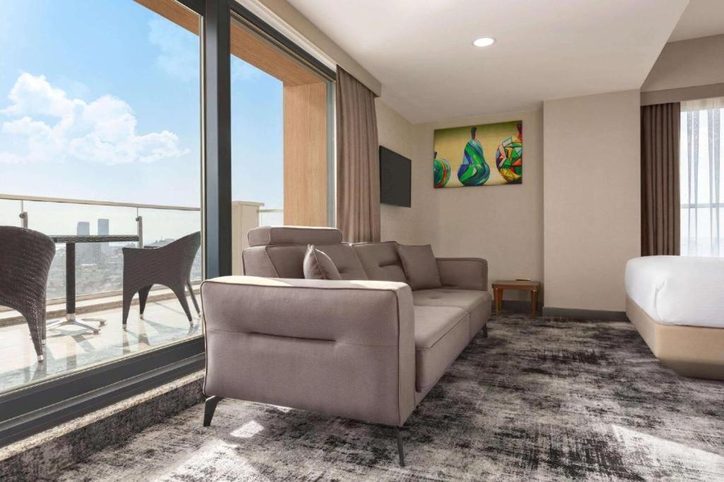 Tryp By Wyndham Istanbul Topkapi Экстерьер фото